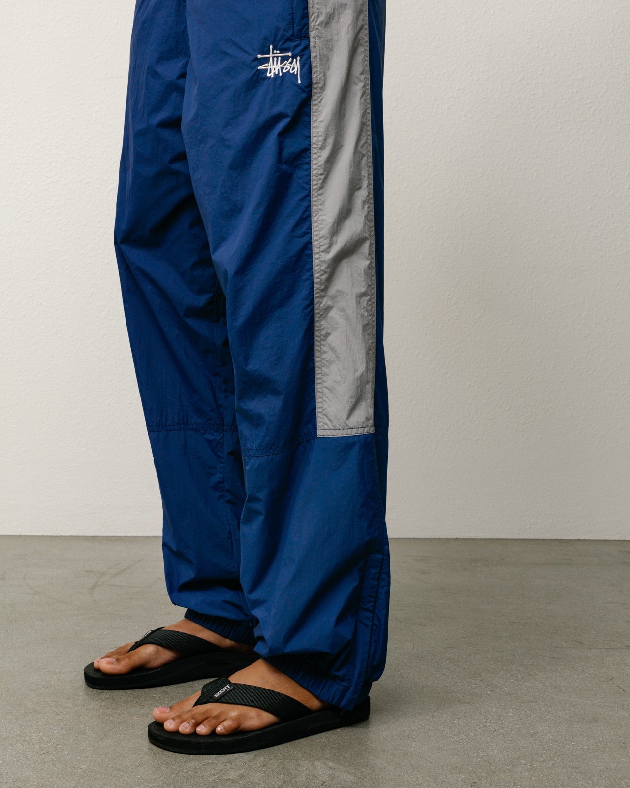 NYLON TRACK PANT - Image 4