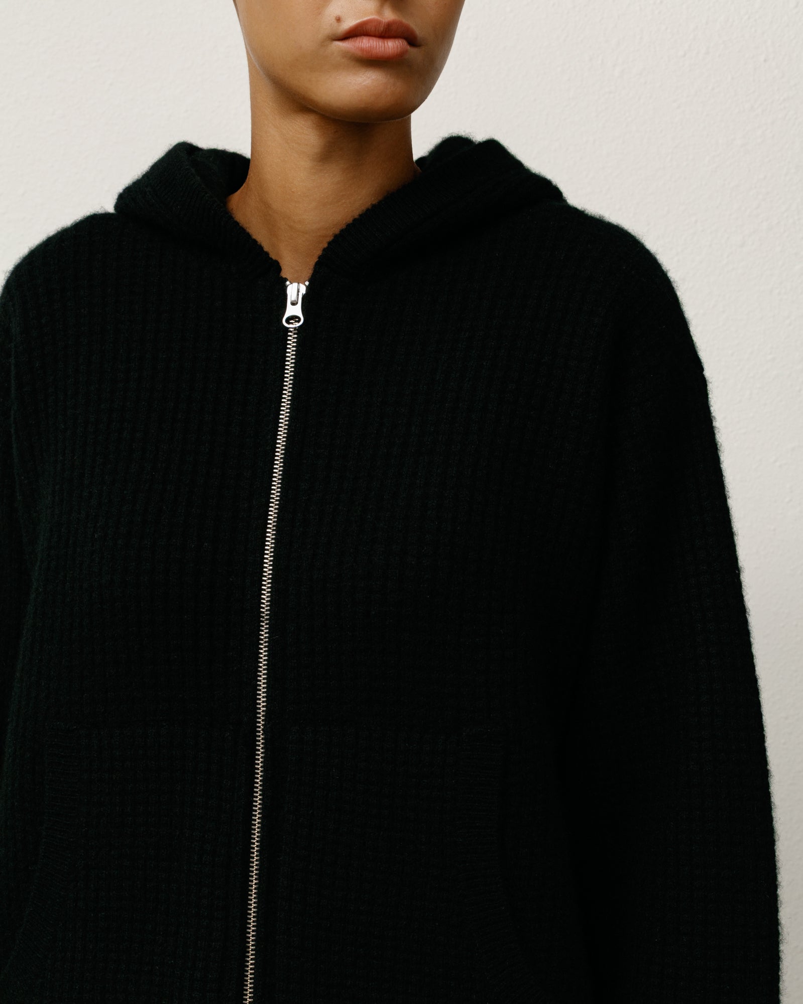 WAFFLE CASHMERE ZIP HOOD SWEATER - Image 4