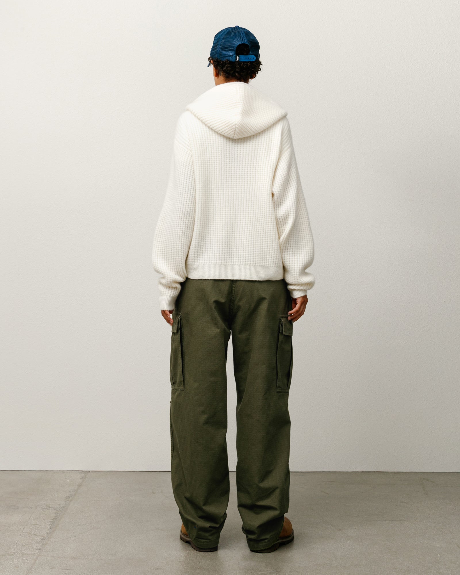 WAFFLE CASHMERE ZIP HOOD SWEATER - Image 2